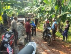 Tidak Pedulinya Pemerintah Tanggamus Terhadap Akses Jalan, Wali Murid Ramai-Ramai Perbaiki Sendiri