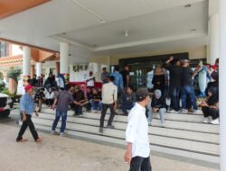 Wartawan Geruduk Kantor Bupati Tanggamus, Soroti Ketidakjelasan Kerja Sama Media