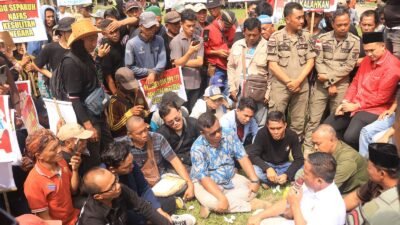 Aksi Unjuk Rasa,Masa Tuntut Pengembalian Tanah Umbul